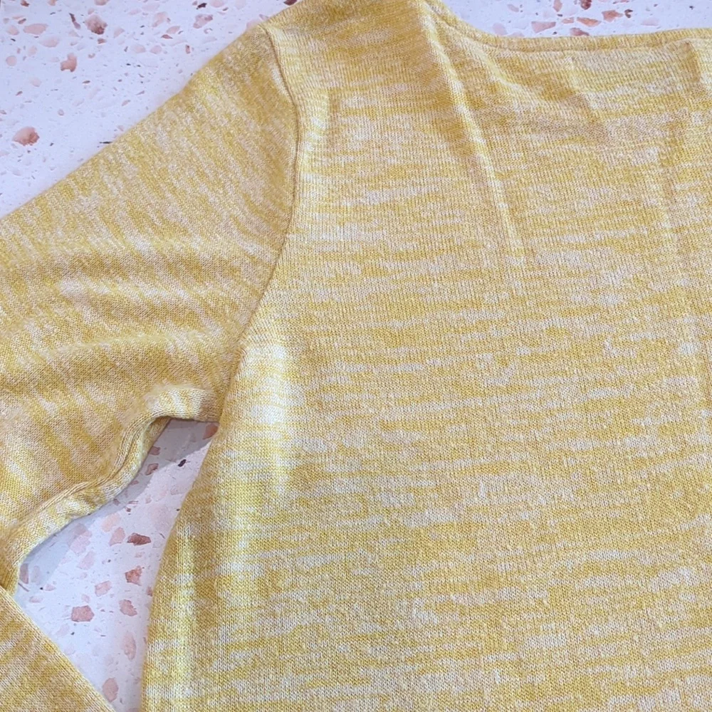Old Navy | Golden Yellow Pullover Lightweight Sweater Long Sleeves | L